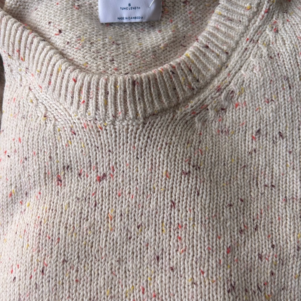Old Navy Women's Pink Speckled Sweater - Picture 3 of 3